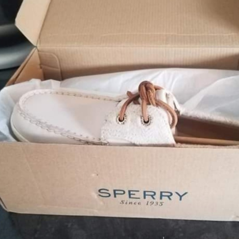 Sperry shoes